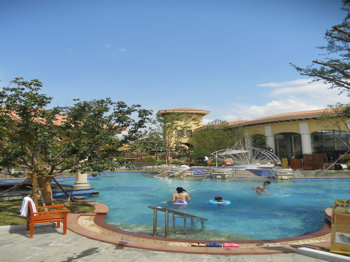 Q And X Hot Spring Resort Qingdao Luaran gambar